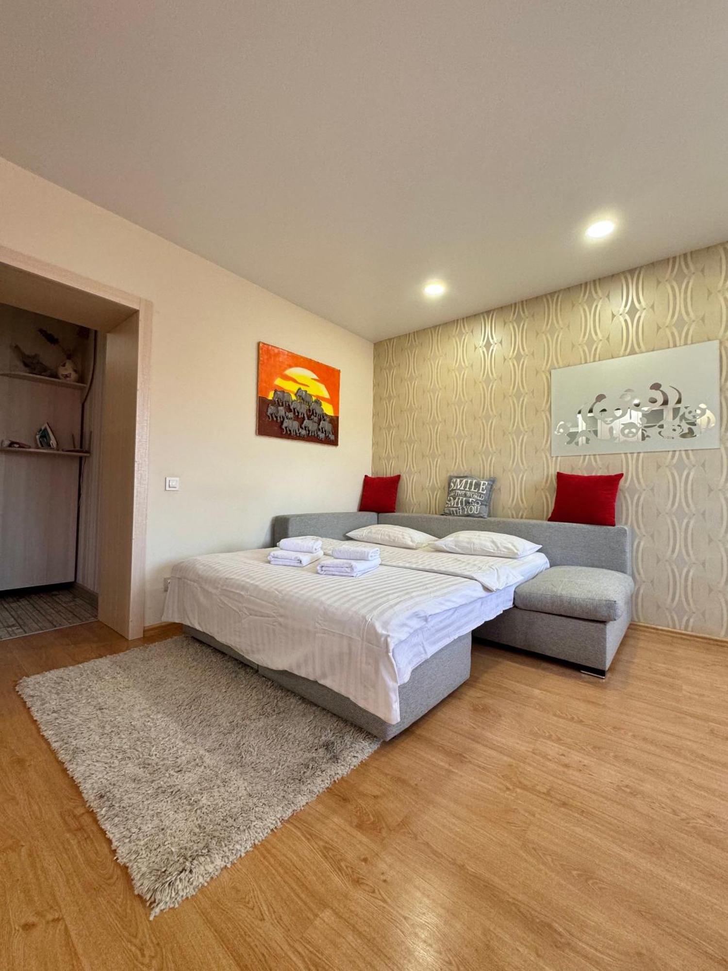 Apartpoltava Затишна 1-Кімнатна Студія,Новобудова В Самому Центрі Міста, Банківський Чек Kültér fotó